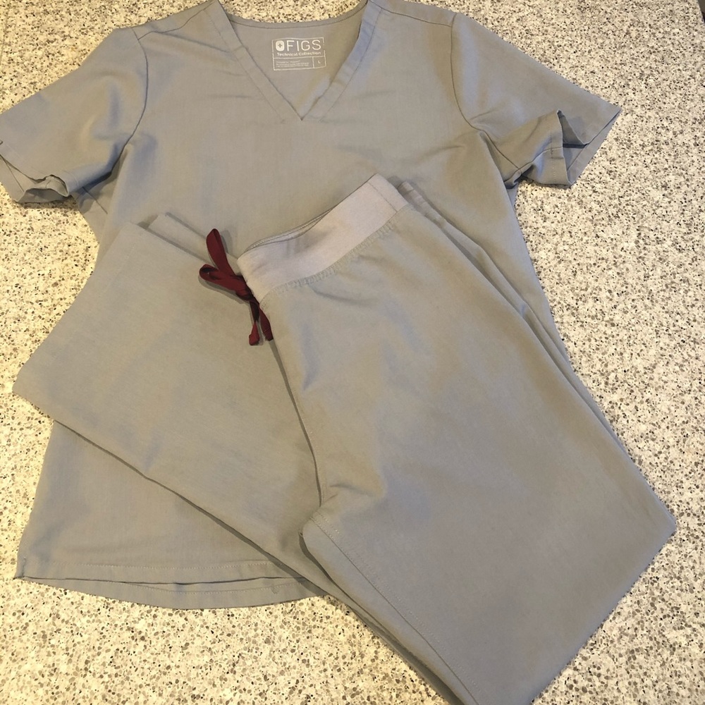 Figs Scrubs Cement L/MT